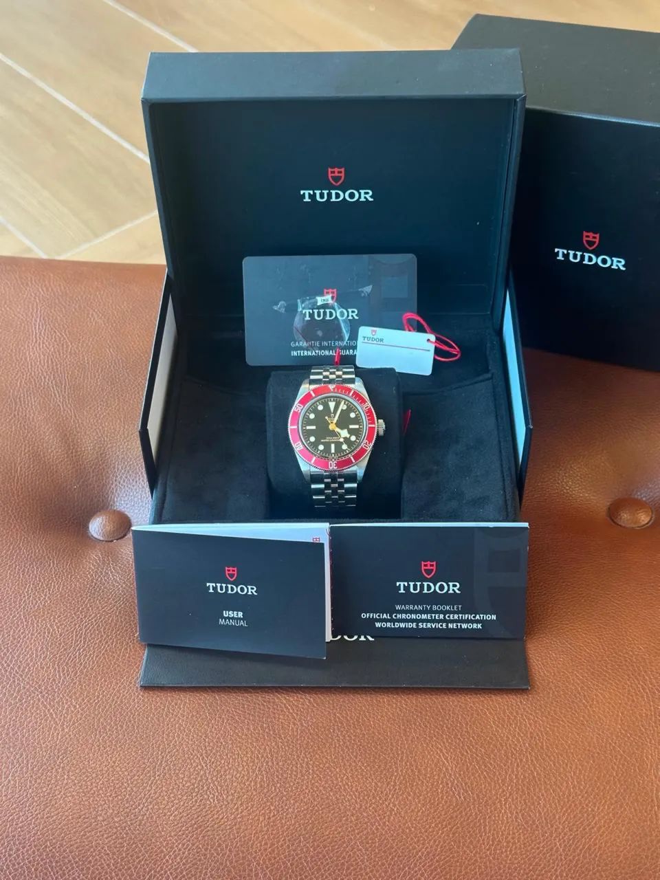 Tudor black bay burgundy 41 FULL SET - Foto 3