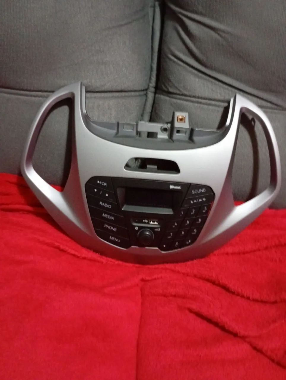Rádio original Ford Ka 2015 - Foto 5