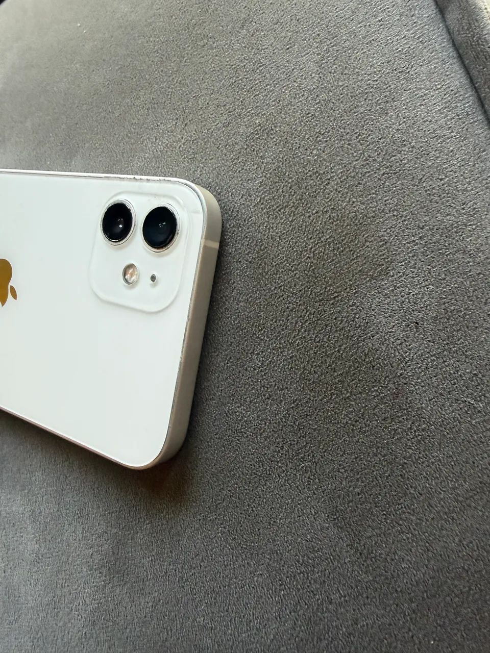 Vendo iPhone 12. 128 gigas 