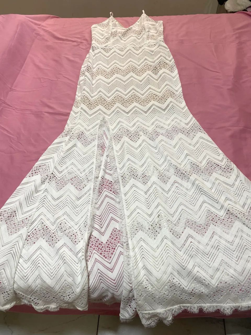 Vestido longo em renda TAM G