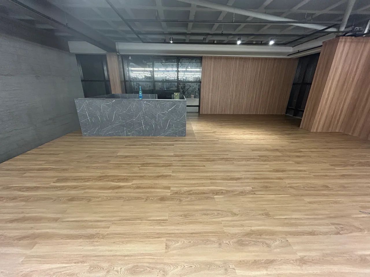 Instalação de pisos vinílico, carpetes, mantas. - Foto 5