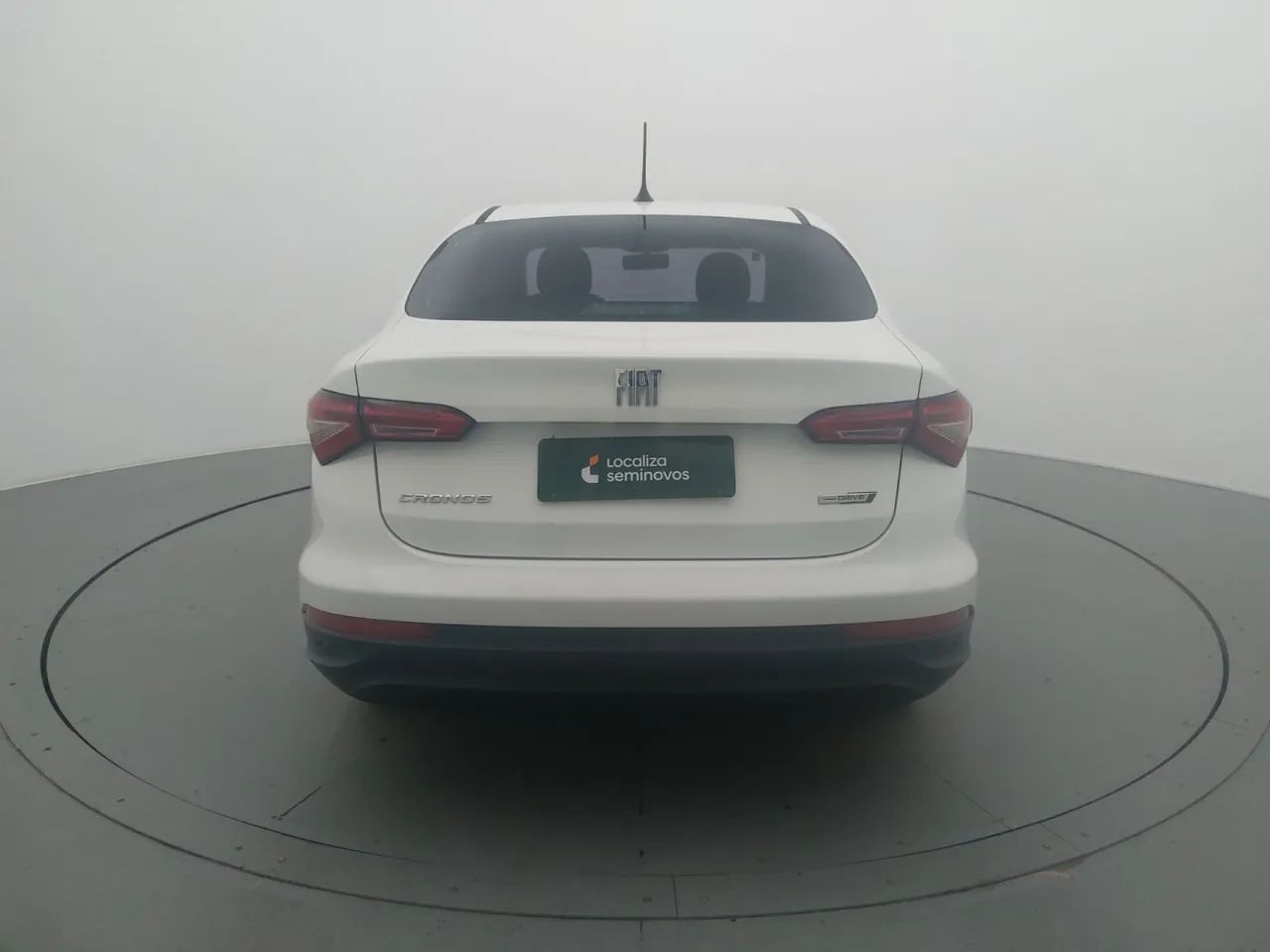 Fiat Cronos Drive 1.0 6V, foto 4 de 18