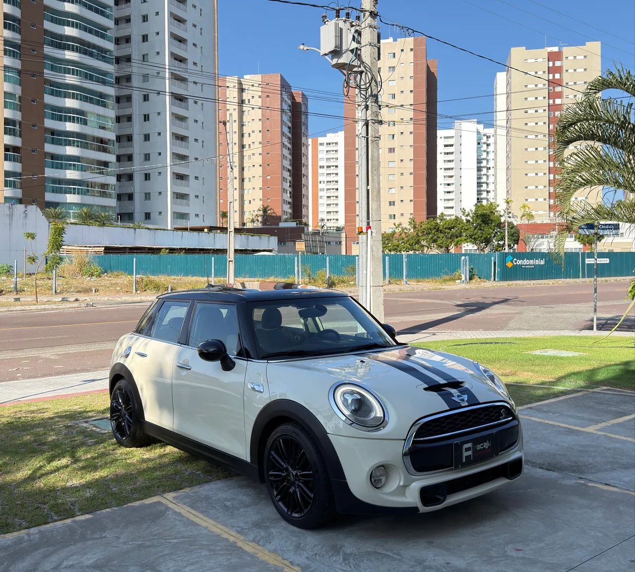 Mini Cooper S 2.0 Turbo 16V 5P Aut. 2017 - Foto 3