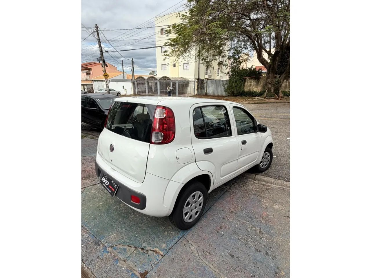 Fiat Uno VIVACE 1.0 EVO Fire Flex 8V 3p, foto 4 de 9