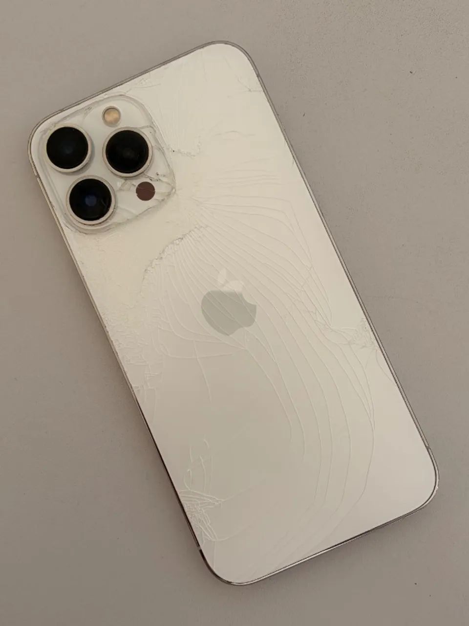Apple iPhone 13 ProMAXホワイト本体 iPhone 13 Pro Max 256GB Branco - Funcionando Perfeitamente - Leia