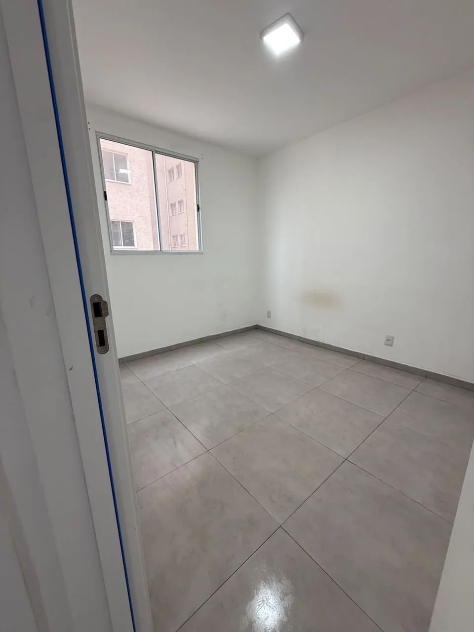 APARTAMENTO EM ÓTIMA LOCALIZAÇÃO CAIERAS SP