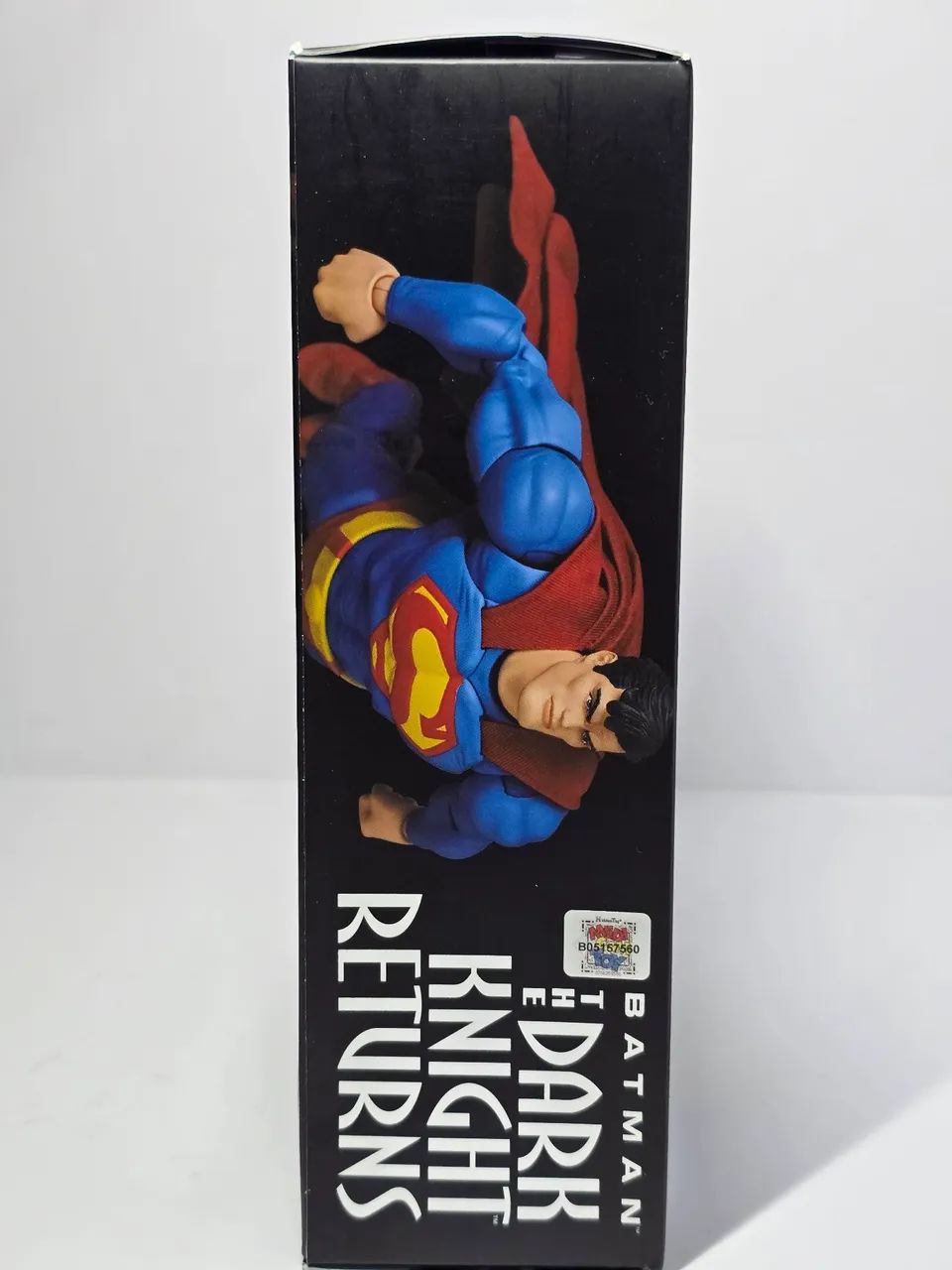 Superman de Batman Dark Knight Returns Mafex  original lacrado - Foto 5