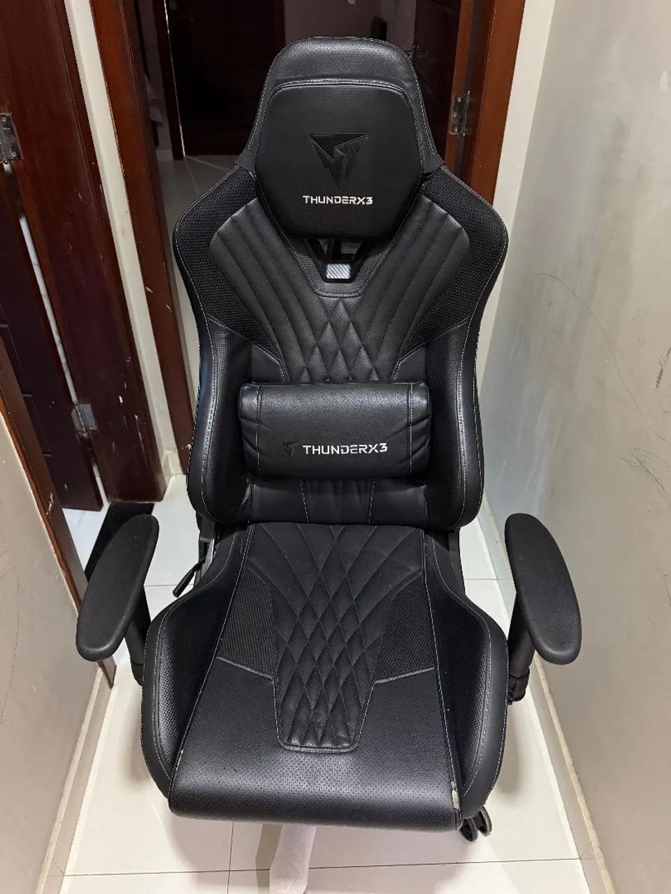 Cadeira Gamer ThunderX3 Seminova - Pouco Usada - Foto 2