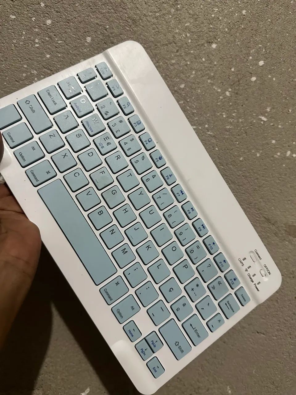 Teclado para tablet  vem com mouse - Foto 2