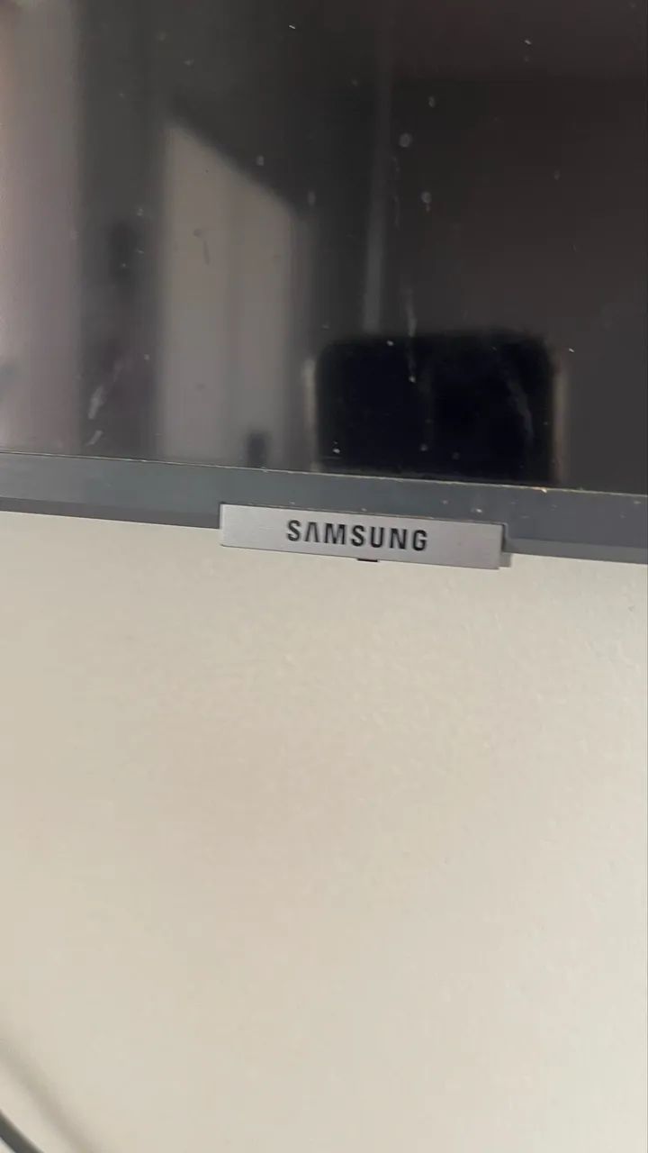 TV Samsung 4 K 60 Polegadas 1 Ano de Uso  - Foto 2