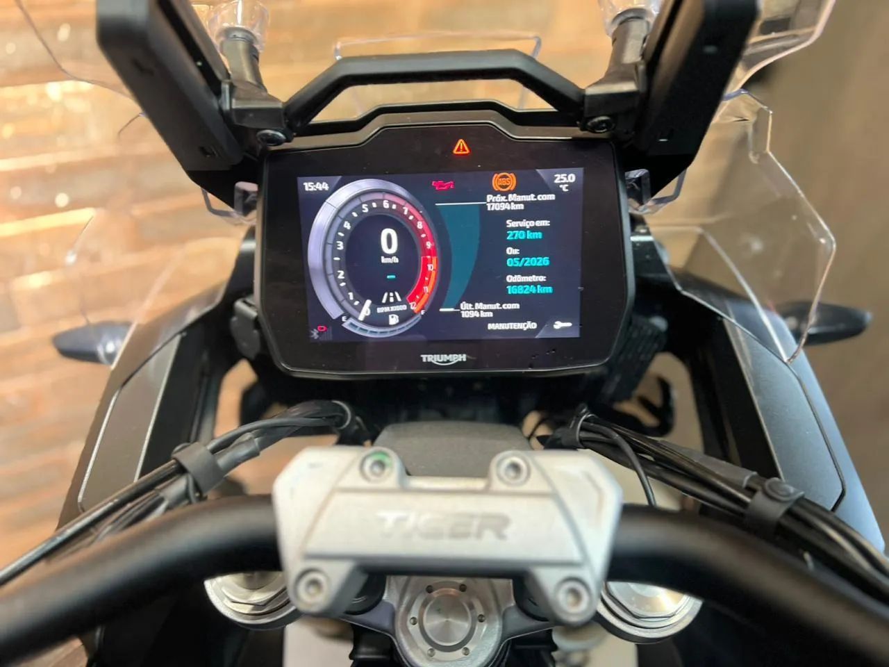 TRIUMPH TIGER 1200 BLACK EDITION 2025 - Foto 4