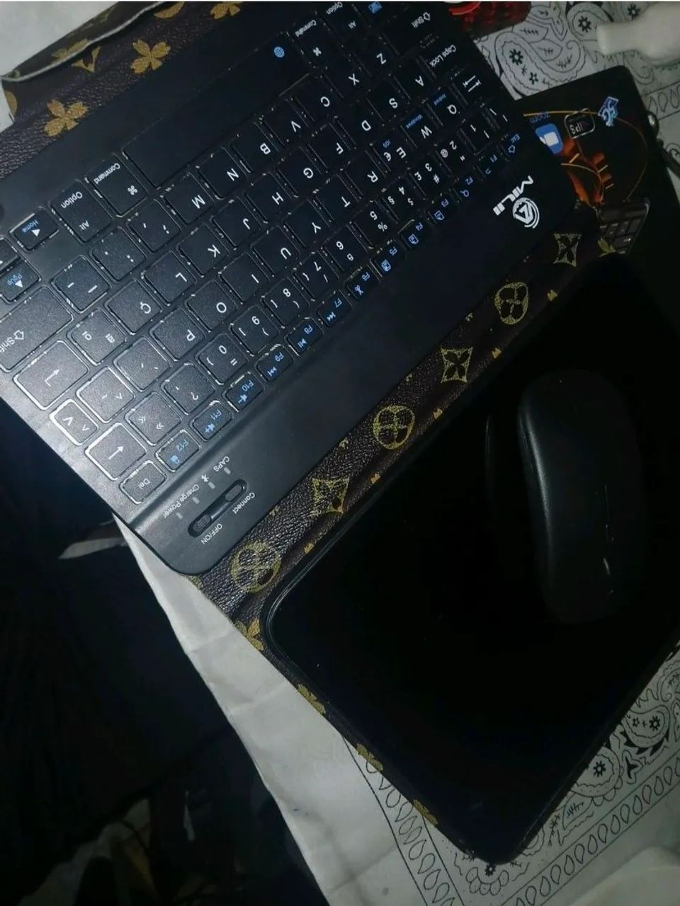 Tablet Mili20 Pro *Kit com teclado, mouse e capinha*