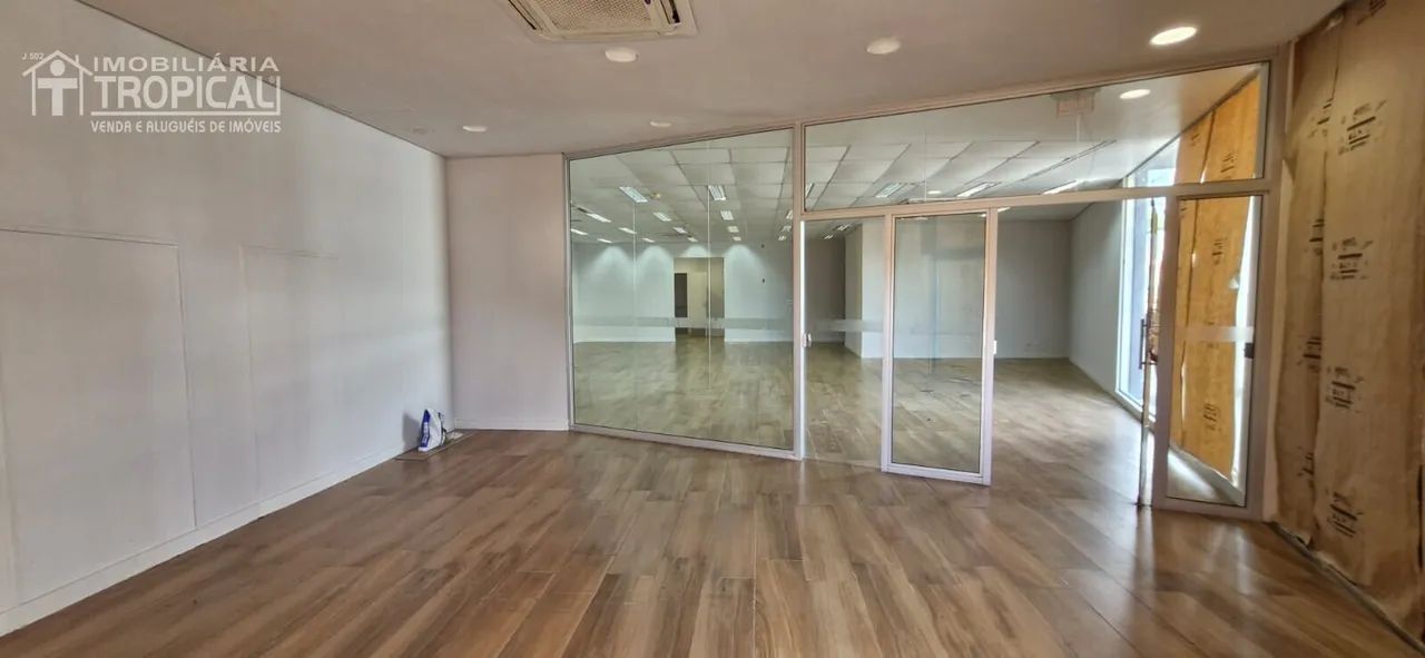 Aluga-se Sala comercial no centro de Porto Nacional-To - Foto 4