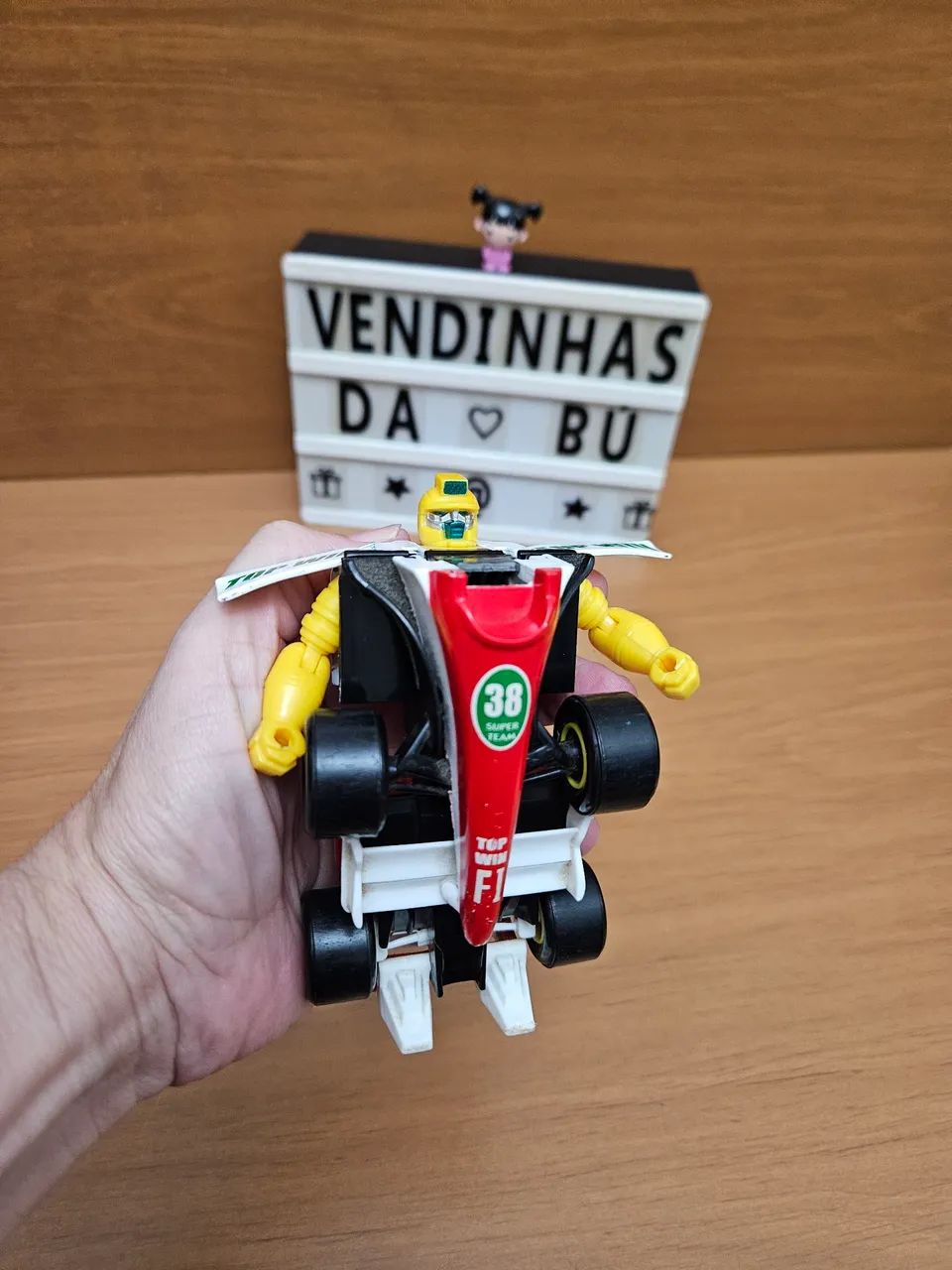 Carrinho Transformers Formula 1 Victory 38  - Foto 5