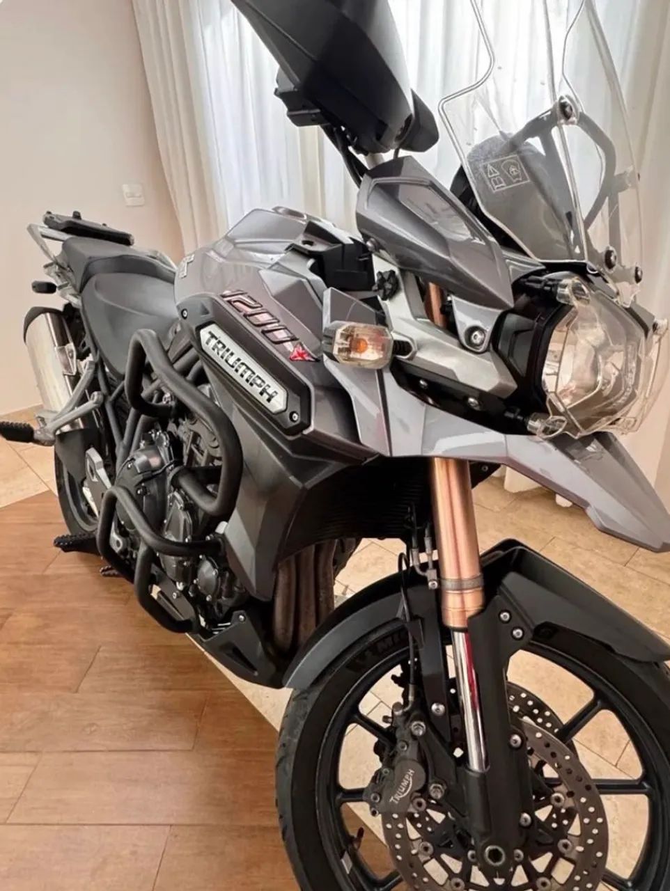 TRIUMPH TIGER 1200 EXPLORER  - Foto 2