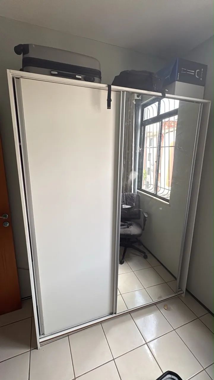 Guarda roupa 2 portas de correr com espelho 