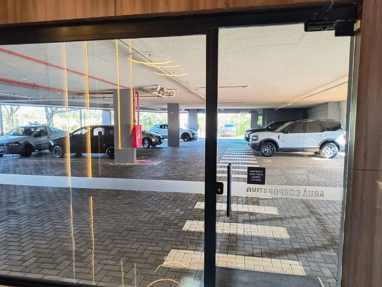 Sala Comercial para Aluguel - 97 m² no Jardim Sul, Uberlândia - Foto 3