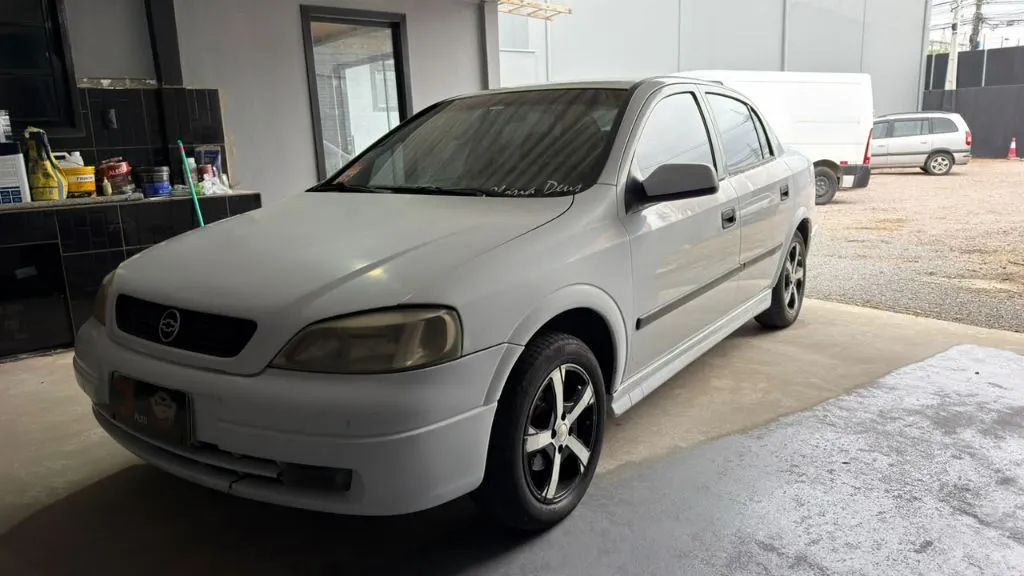 Chevrolet Astra GL 1.8 MPFI 3P 2000