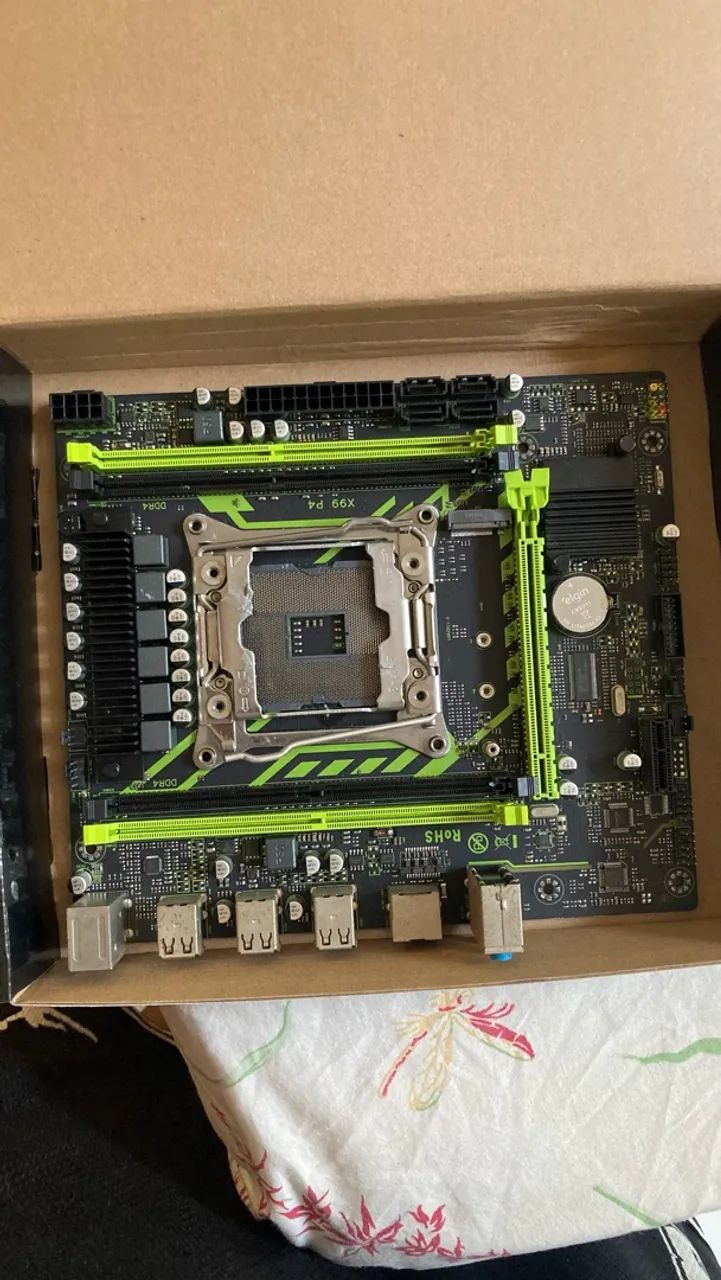 Placa mãe x99 p4 com defeito  - Foto 2