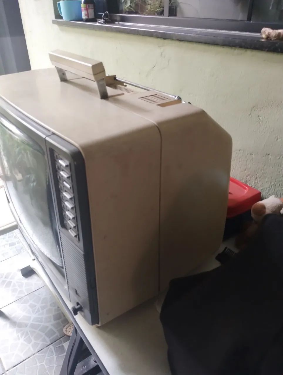 Tv retro Sharp linytron 14 polegadas  - Foto 4