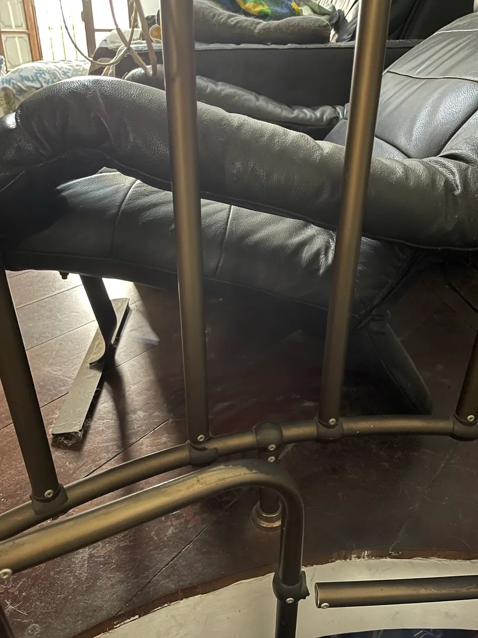 Poltrona do Papai de Couro Preta Confortável LAFER - Foto 3