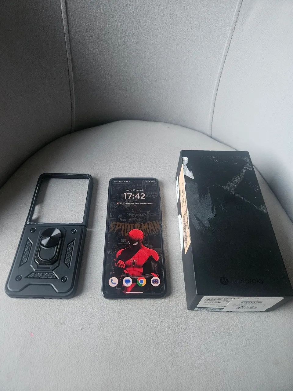 Razr 50 Ultra - Foto 2