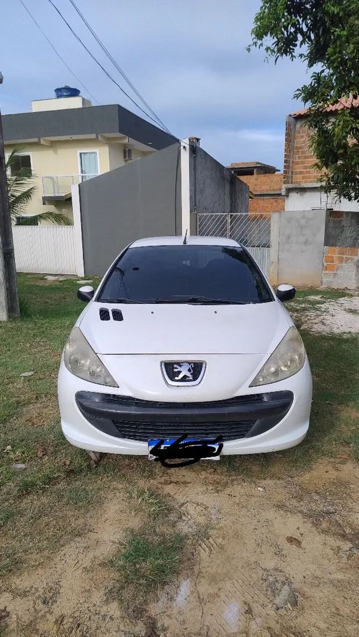 Peugeot 207 207 X-Line 1.4 Flex 8V 5p 2011