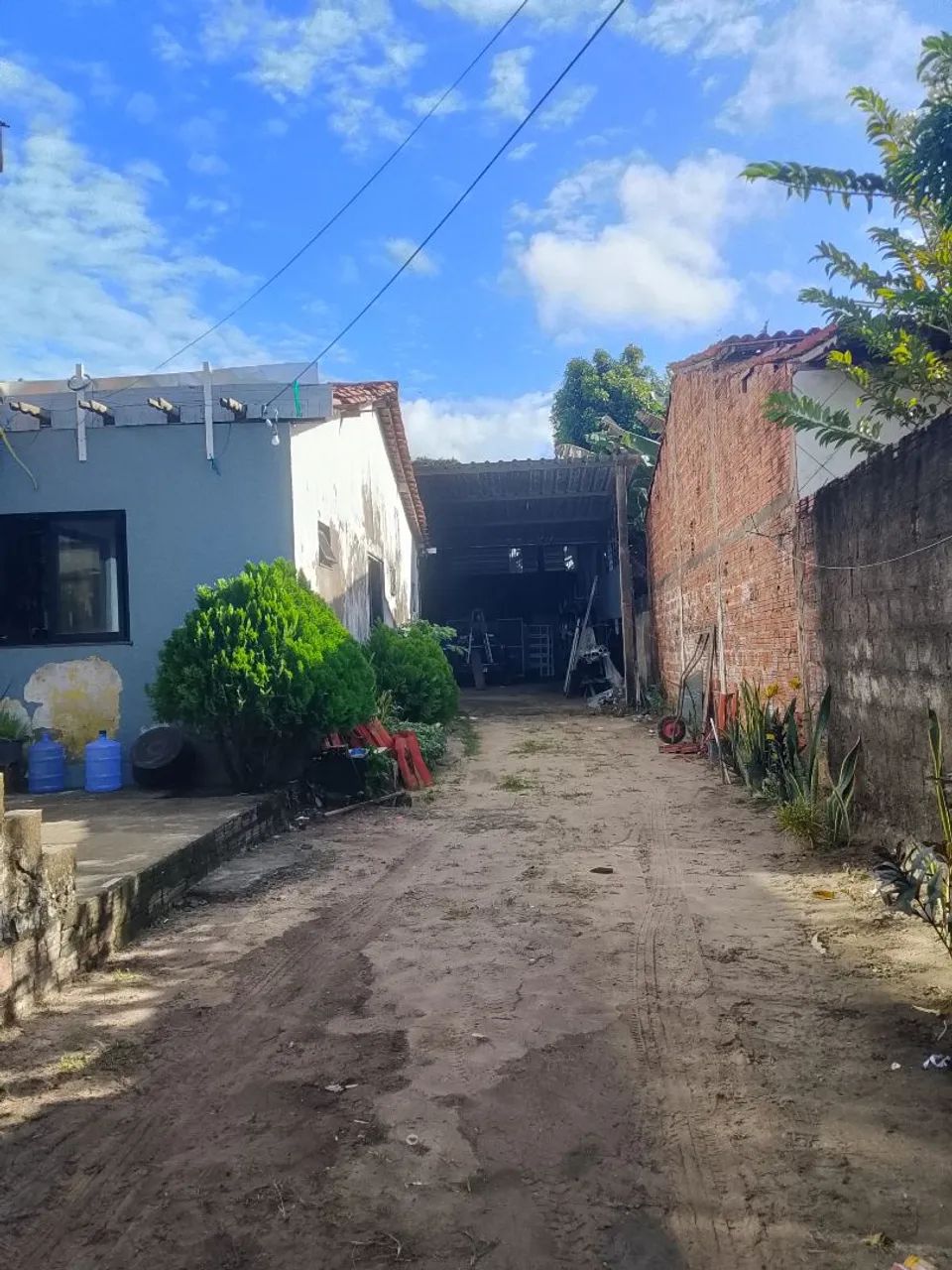CASA COM GALPÃO E PONTO COMERCIAL  - Foto 2