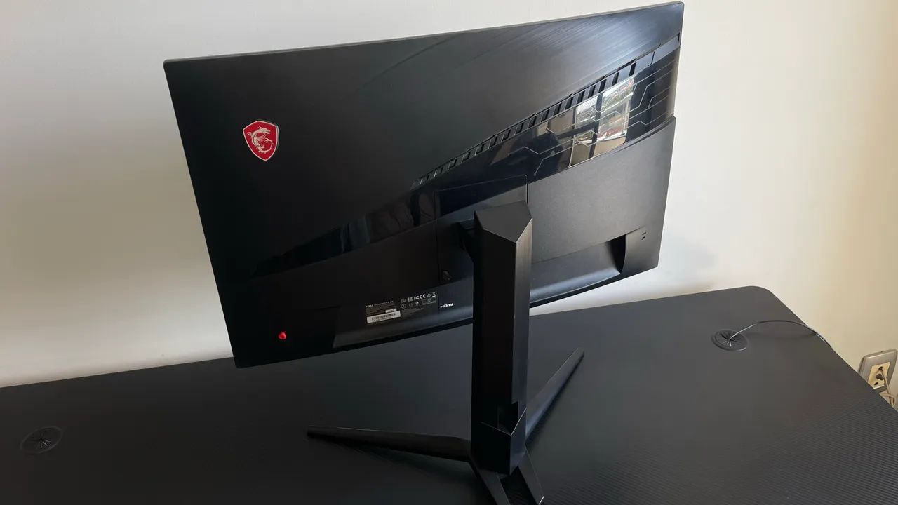 Monitor MSI 165hz - 27? tela curva  - Foto 3
