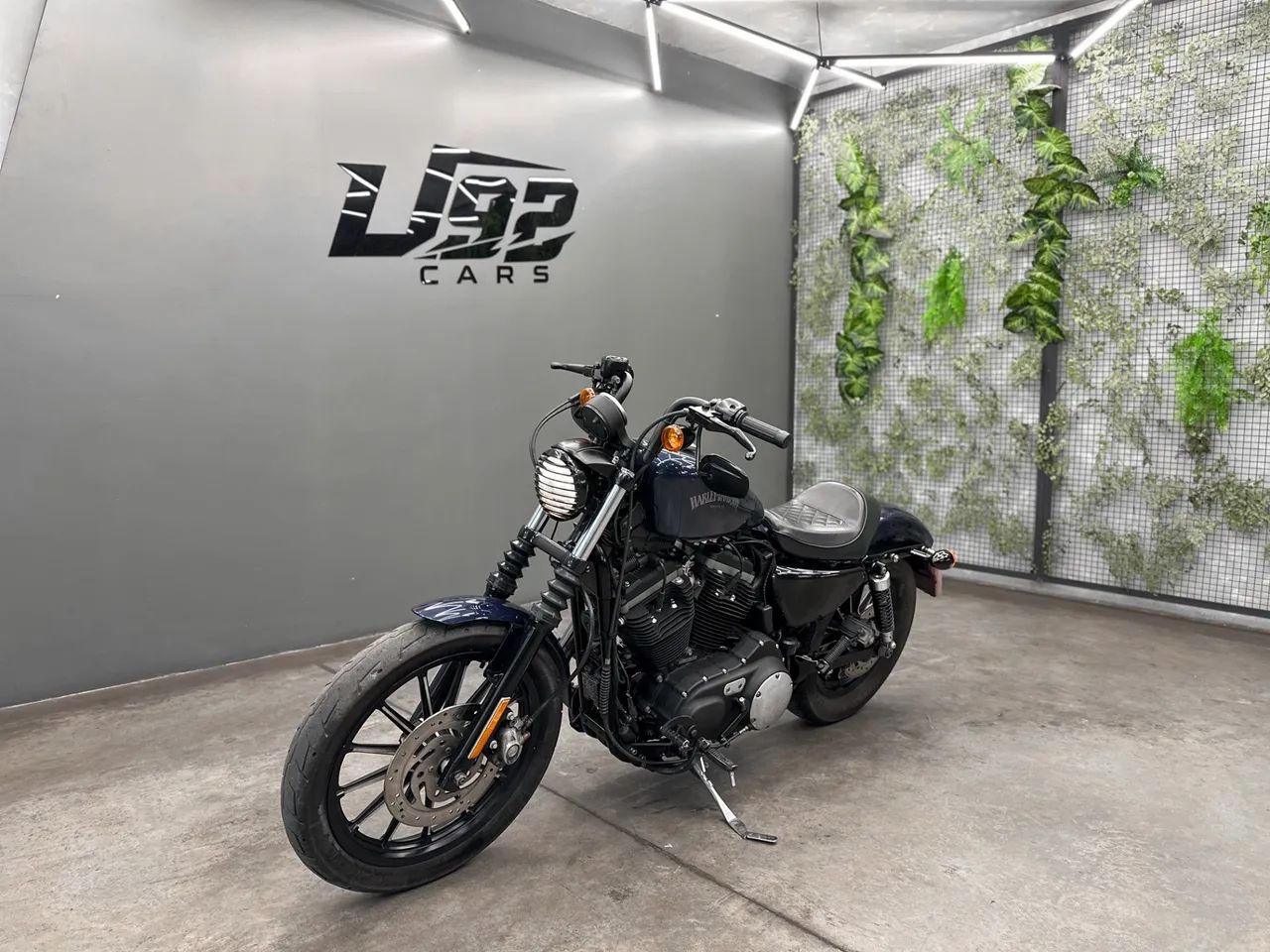 Harley-Davidson XL 883N IRON