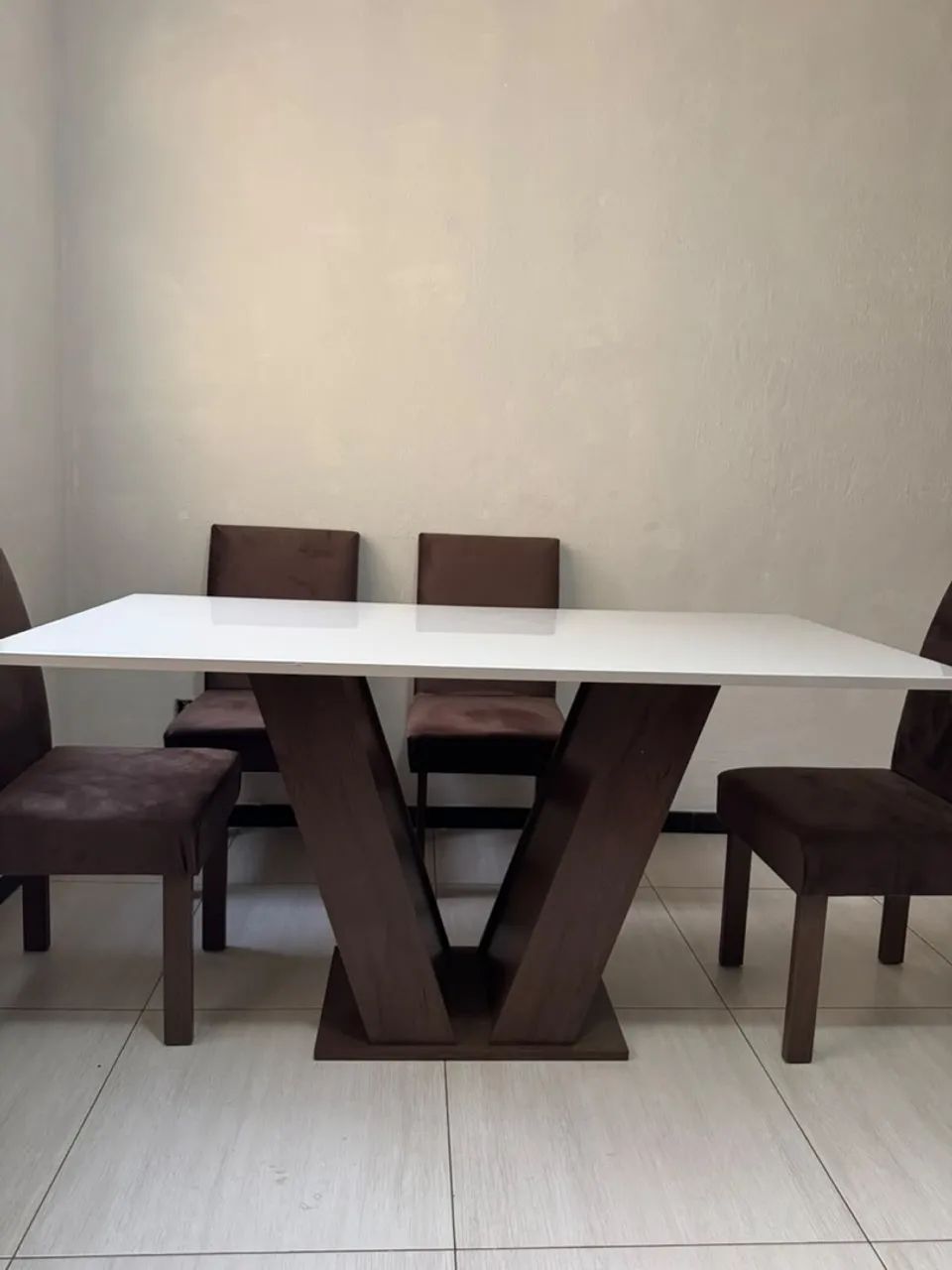 Mesa 6 cadeiras com tampo em mdf+vidro - Foto 4