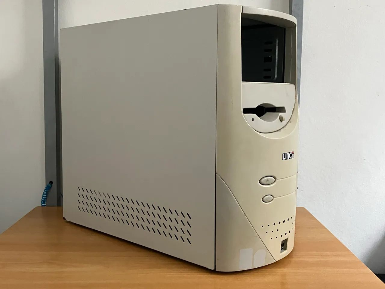 Gabinete Retrô Lince