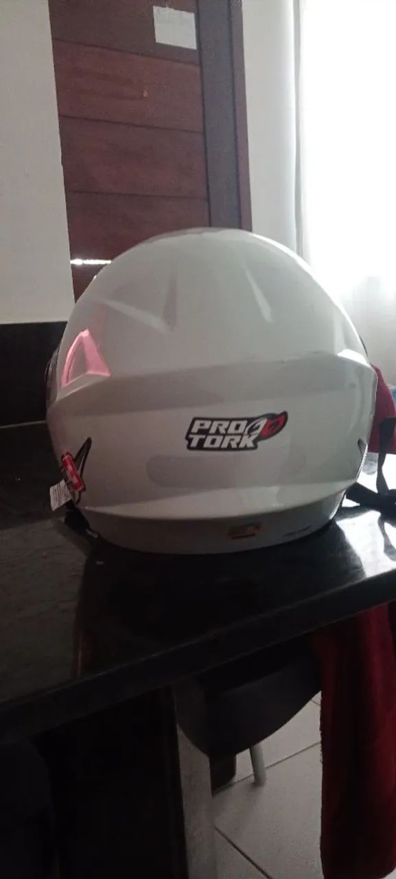 Capacete a venda - Foto 2