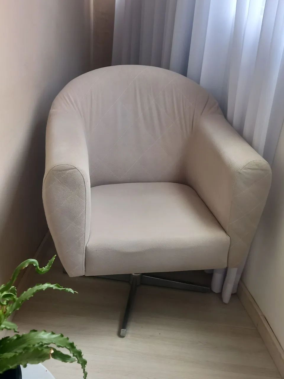 Cadeira giratoria  - Foto 2