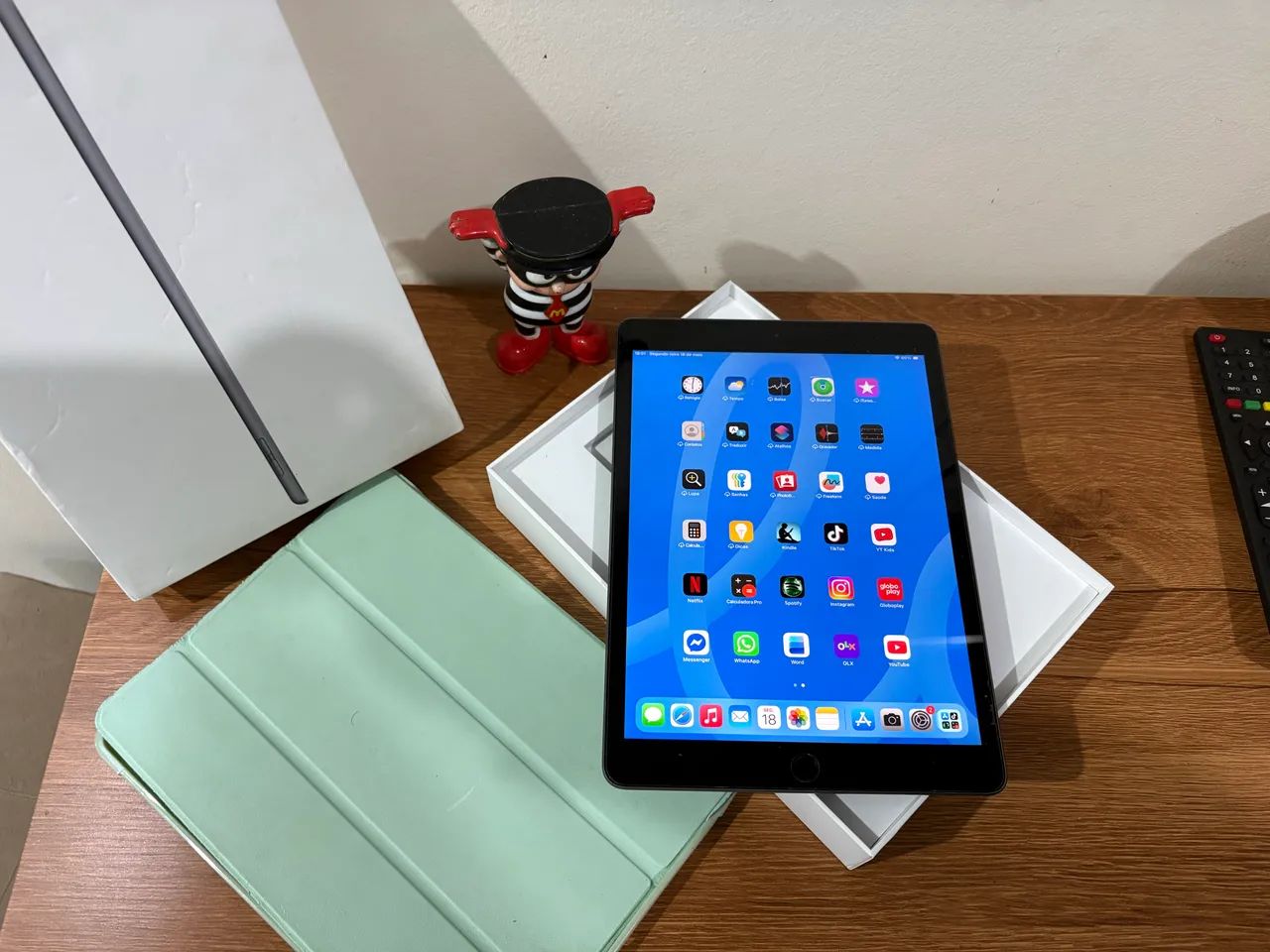 iPad 7 128GB todo Original com Caixa Aceito Cartão - Tablets e E