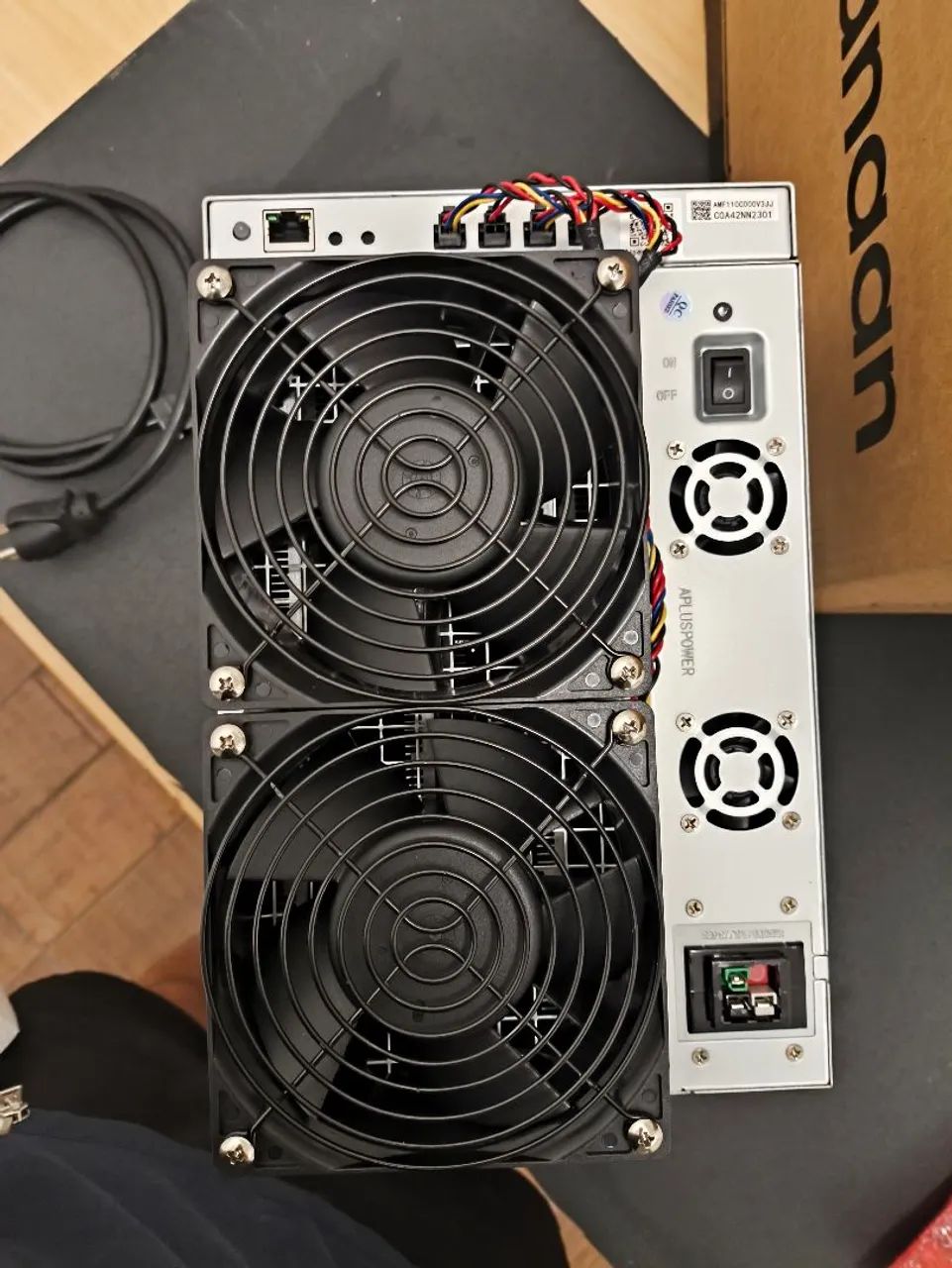 Mineradora Bitcoin Avalon A15 200TH Nova caanan lacrada + cabo de força - Foto 5