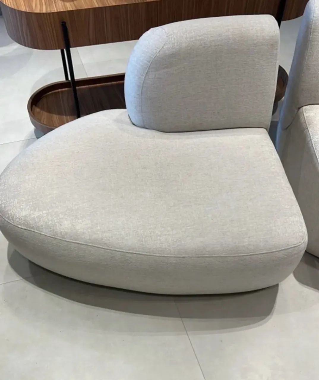 Sofá Modular Curvo Off-White Estofados Jardim - Moderno e Sofisticado - Foto 4