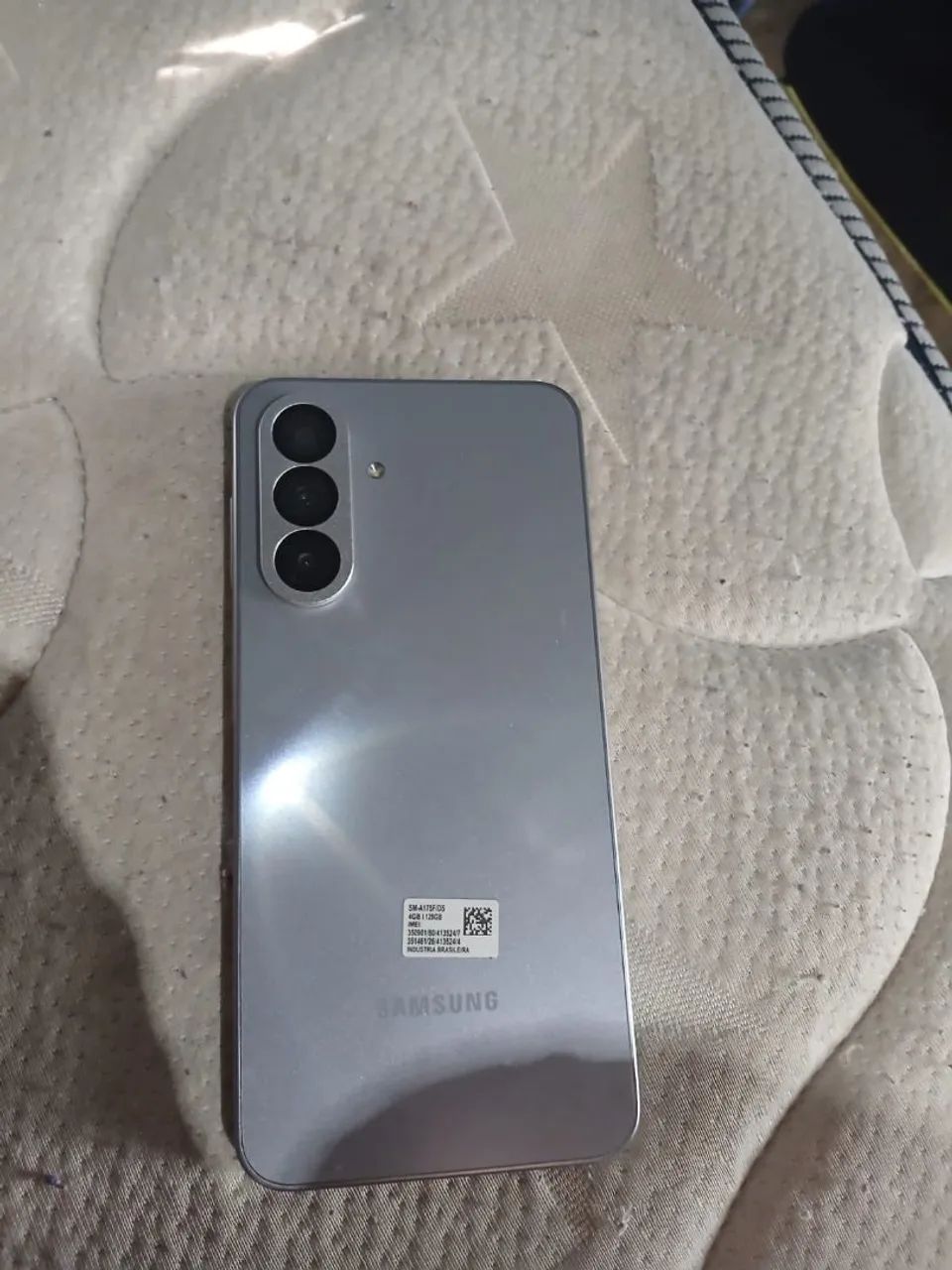 A17 128g