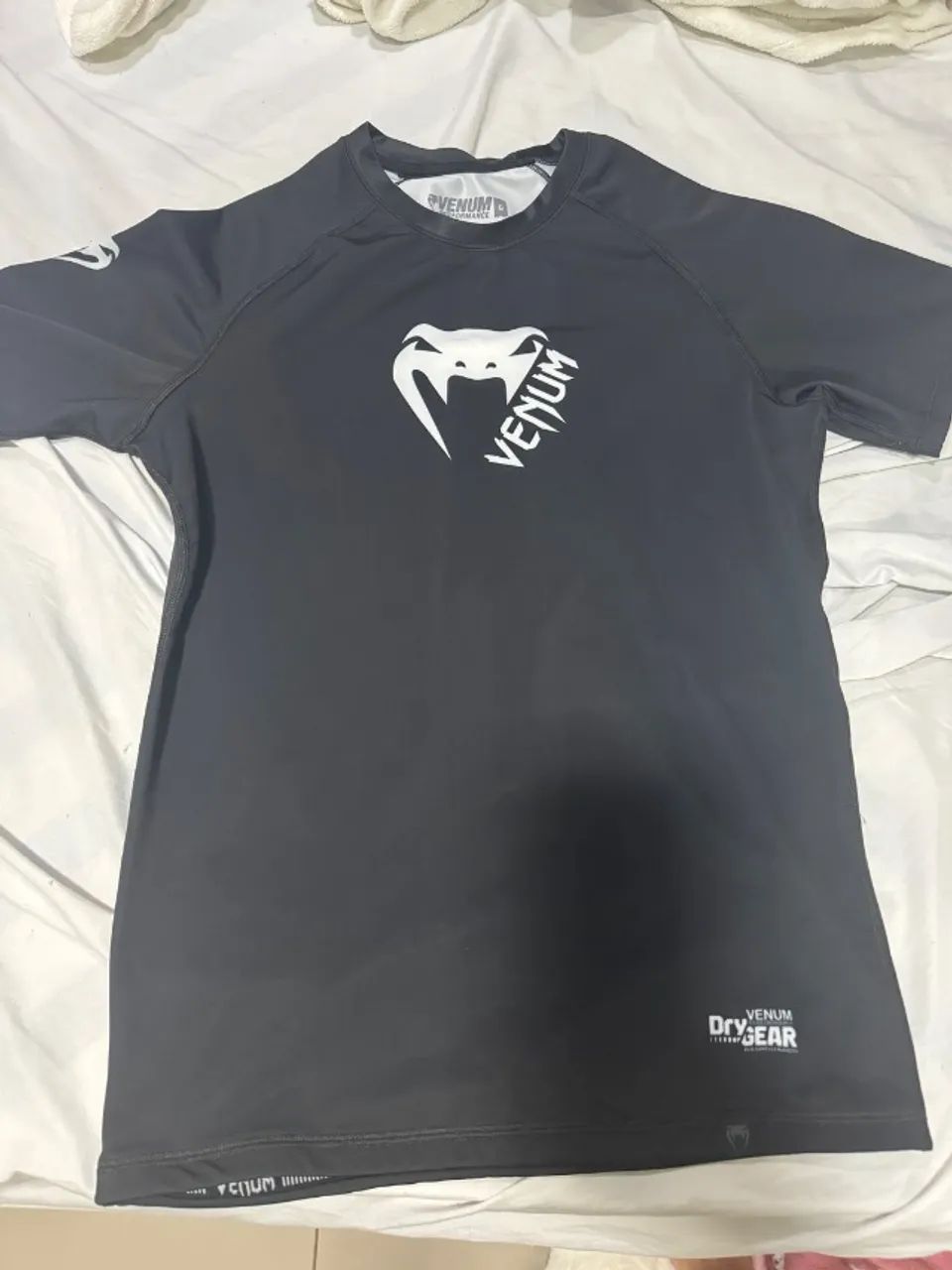 Camiseta Compressão VENUM TAM. G - Foto 2