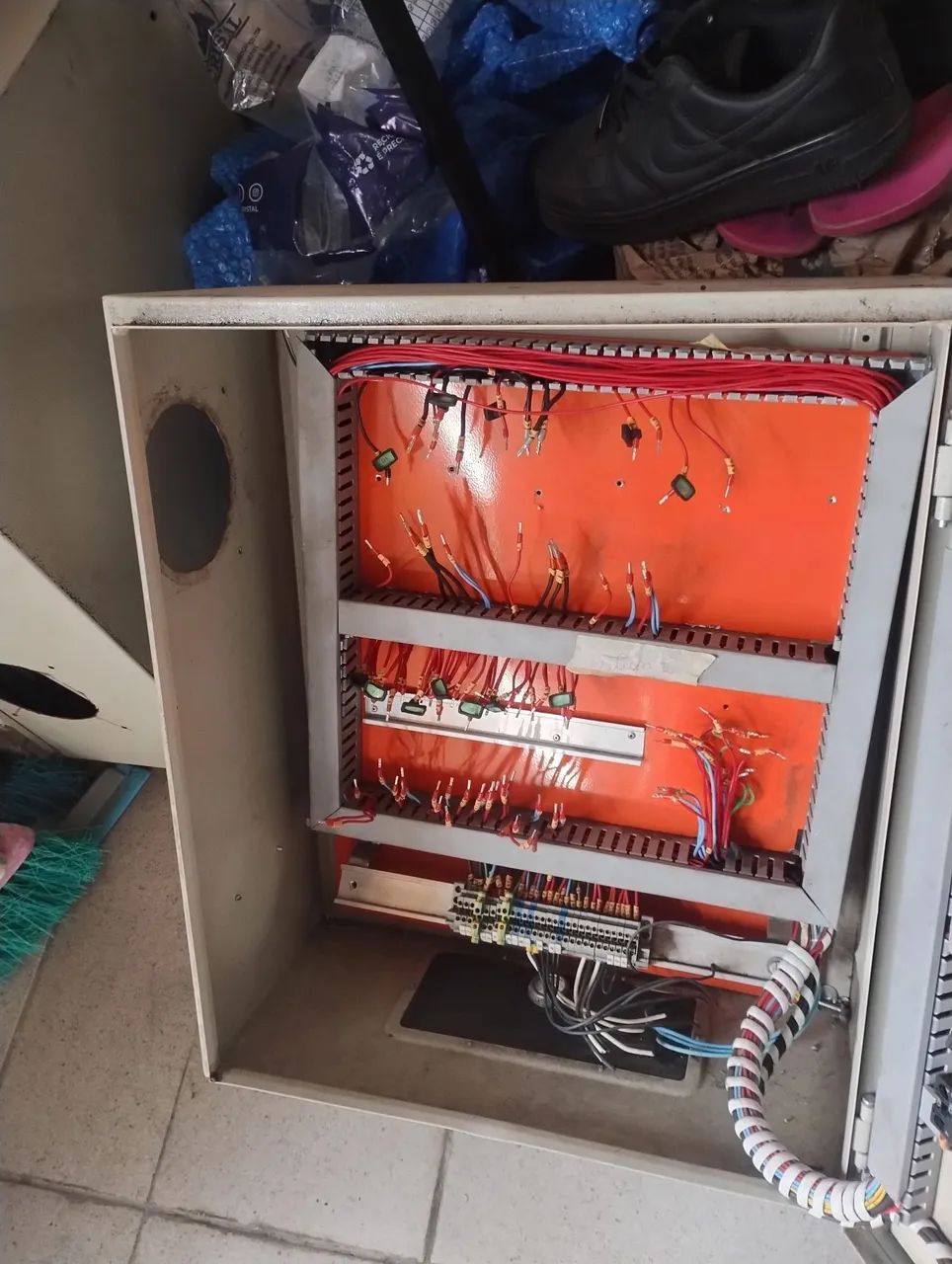 Quadro de comando elétrico 424844303543183364