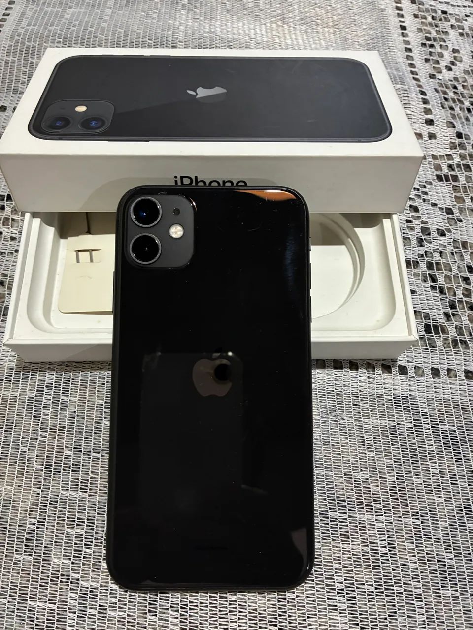 iPhone 11 Preto Excelente Estado - 64Gb - Foto 2