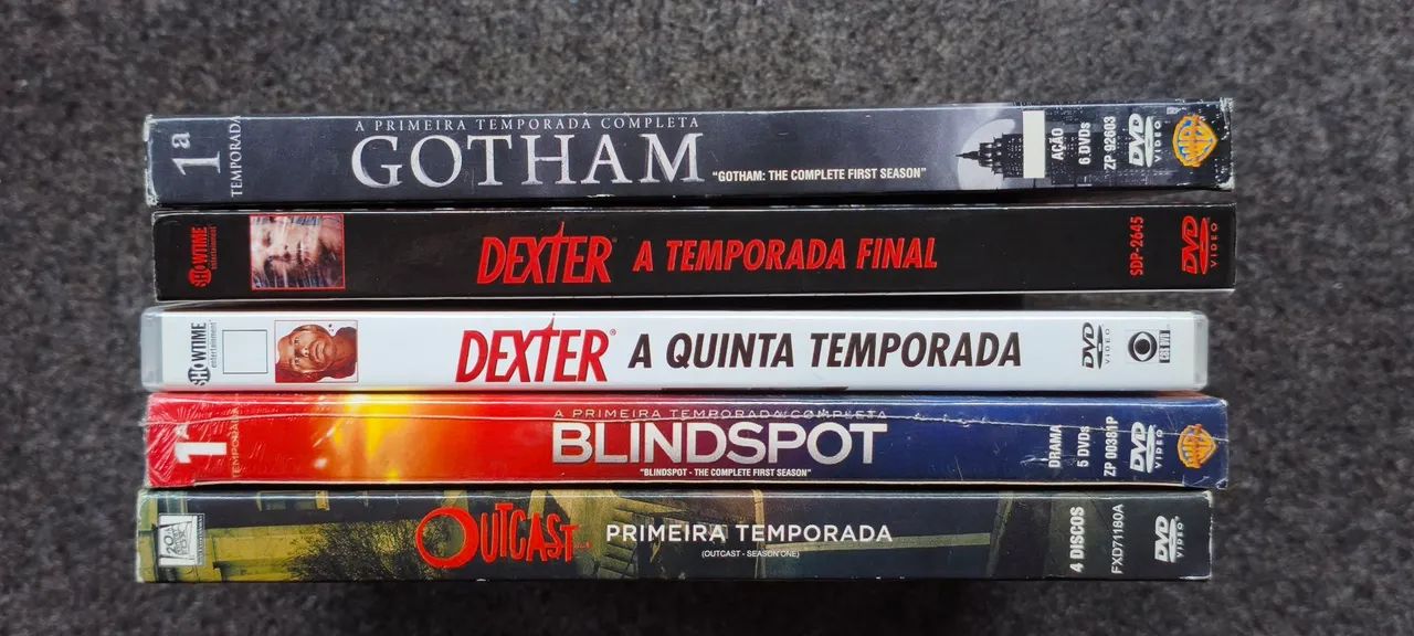 Lote séries de Crime e Suspense: Dexter, Gotham, Blindspot e Outcast" - Foto 2
