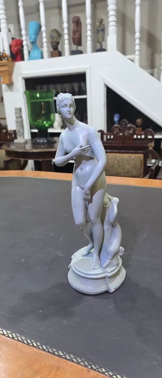 Escultura pequena Vênus em cerâmica  - Foto 4