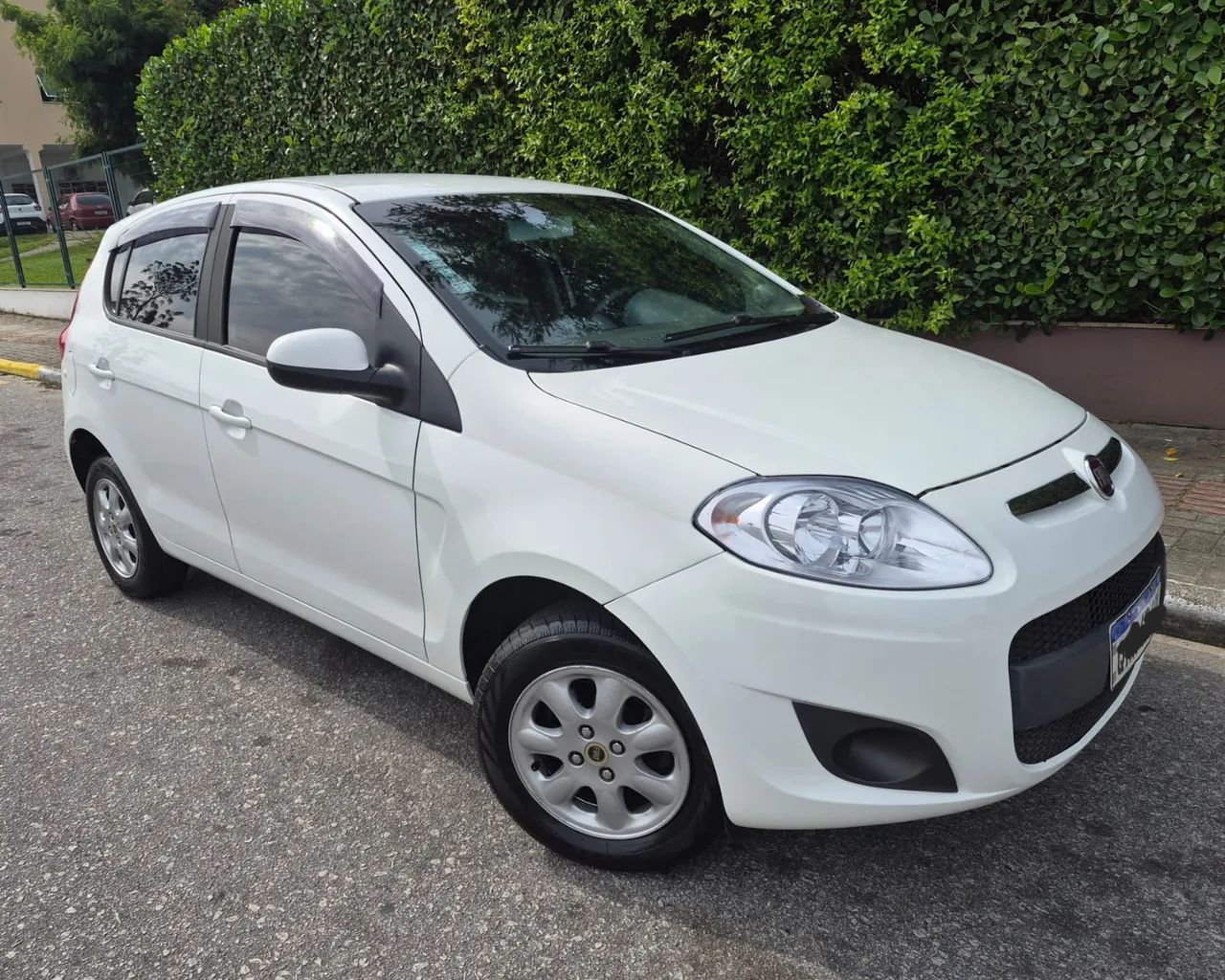 Fiat Palio Attractive 1.0 EVO Fire Flex 8V 5P 2016 - Foto 2