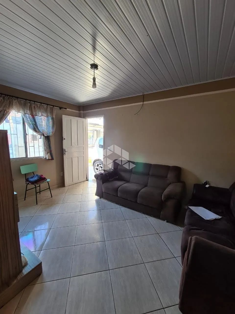 ? Casa com 2 Quartos em Rua Sem Saída - Segurança, Conforto e Excelente Localização!