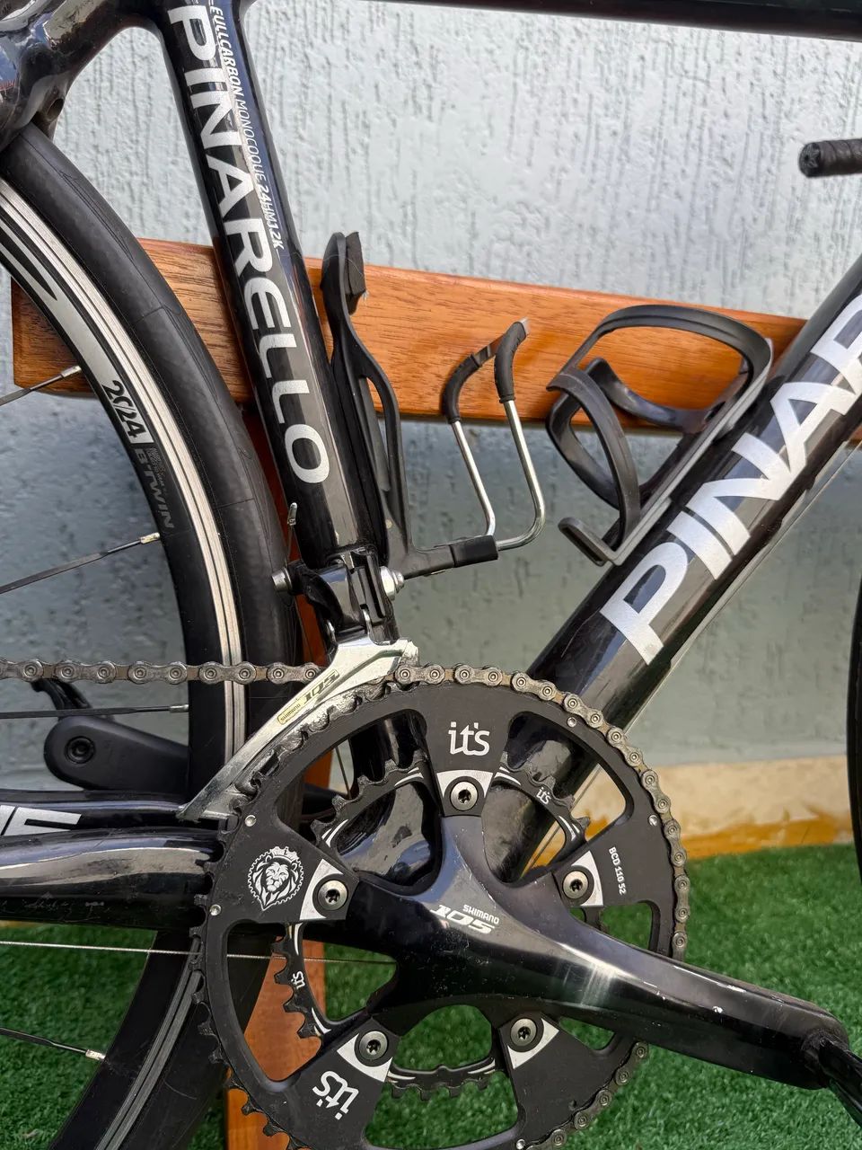 Bike speed Pinarello full carbon tamanho M 105 11v super leve e nova leia - Foto 4
