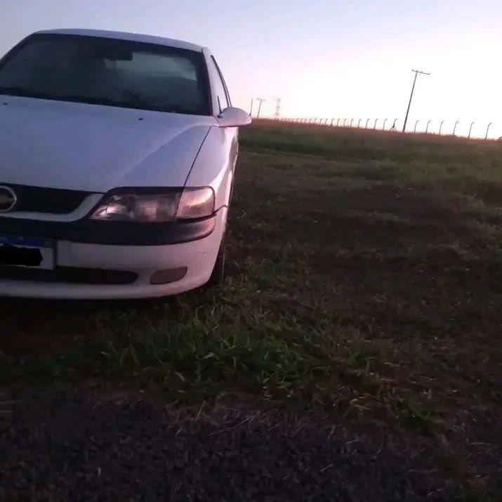 Chevrolet Vectra GL 2.2 / 2.0 MPFI 1998