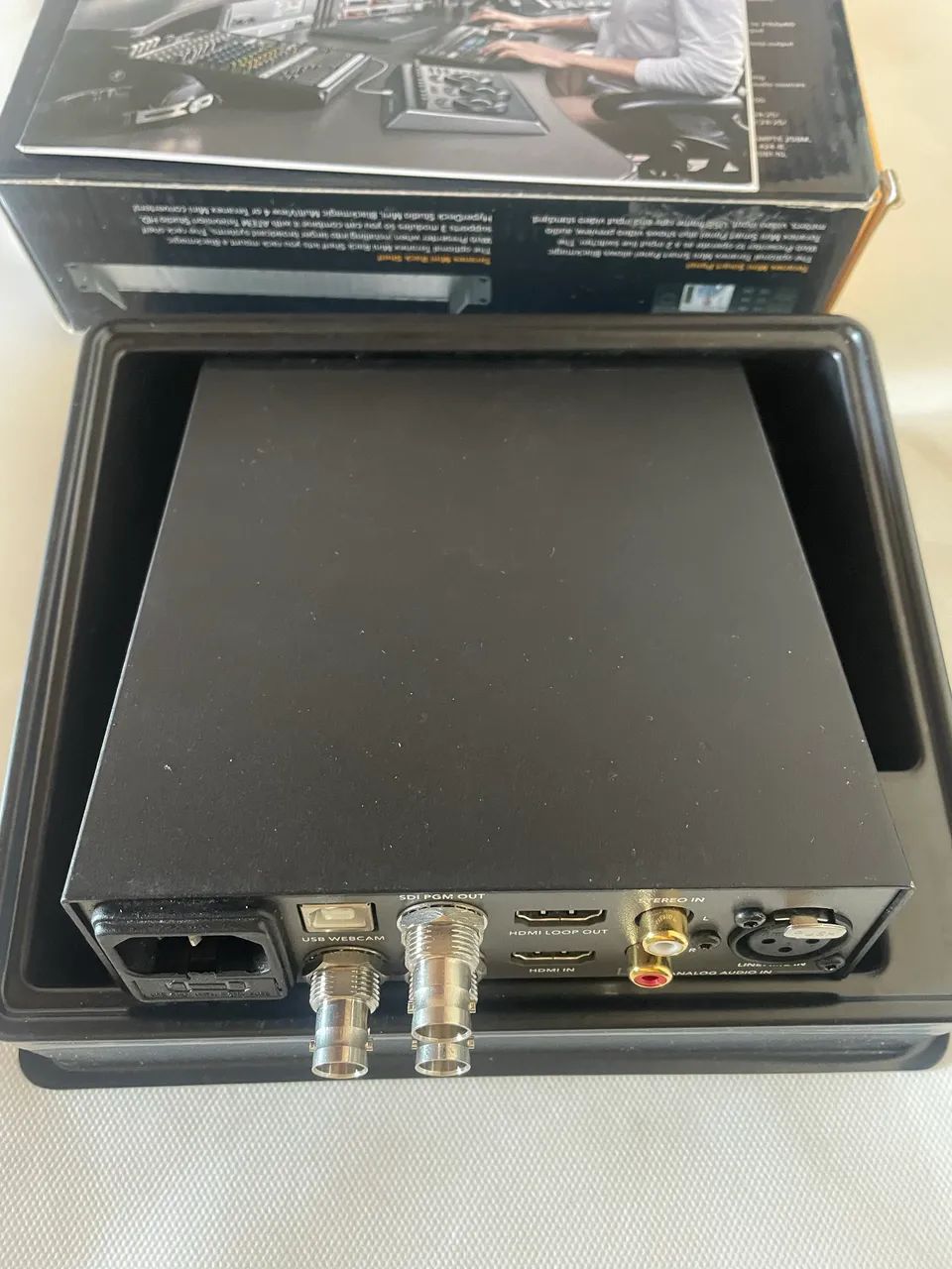 Placa web presenter Blackmagic  - Foto 4