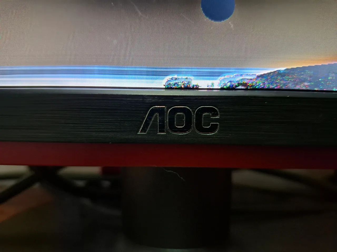 Monitor Gamer AOC 24" Funcionando (Leve Defeito na Tela) - Foto 5