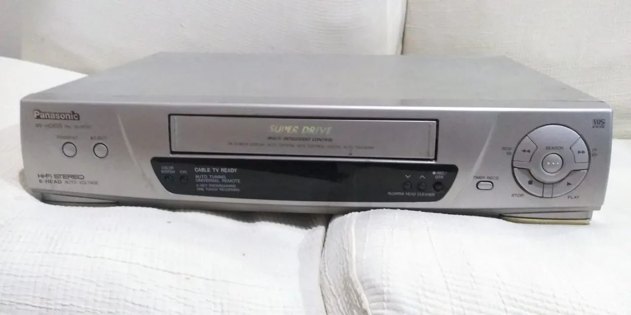 Gravador de videocassete ,modelo Panasonic NV-HD635